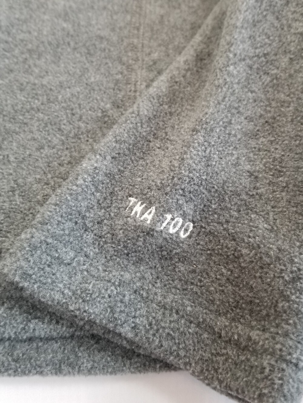 The North Face TKA 100 Fleece Pullover Medium - Picture 4 of 7